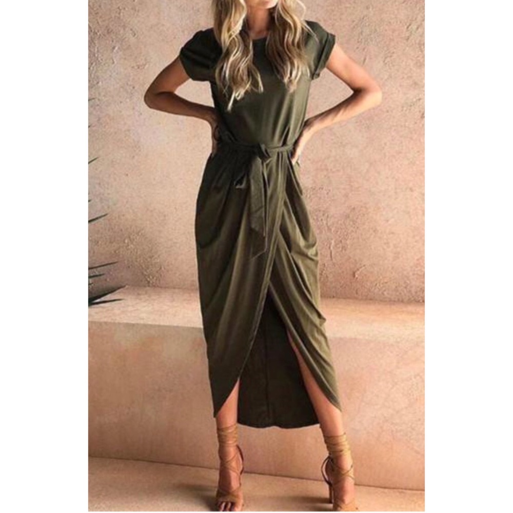 ✨LAST ONE✨Alohea Olive Dress - Picture 2 of 4